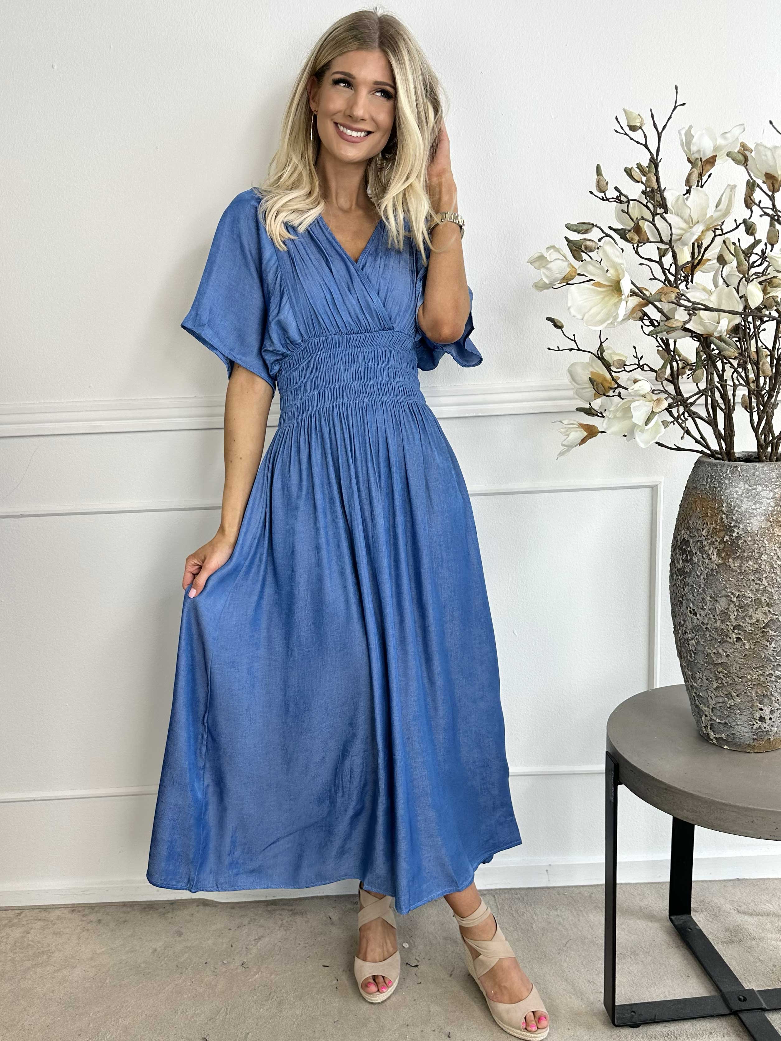 Pams Denim - Lang kjole med smock under brystet